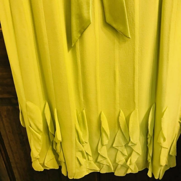 Dress - Picture 2 of 5